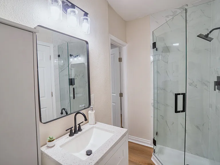 516 Briarcroft Dr — Photo 6