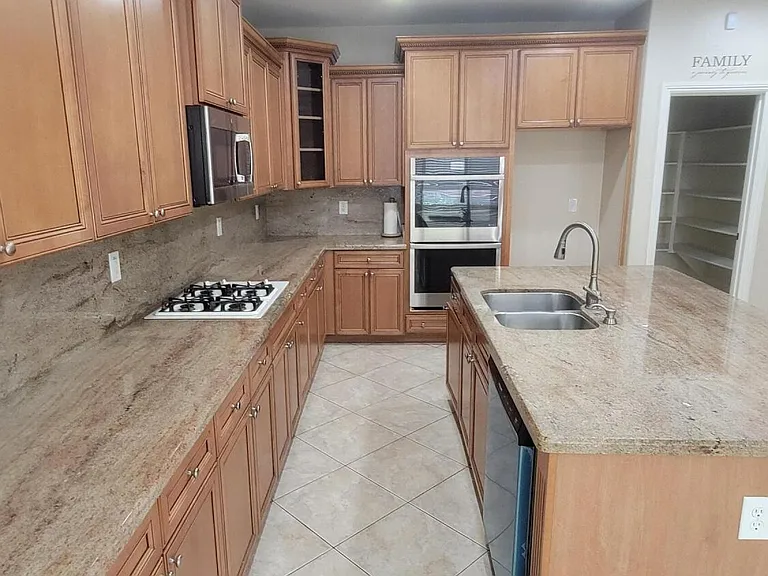 7318 N Kirsten Ave — Photo 14