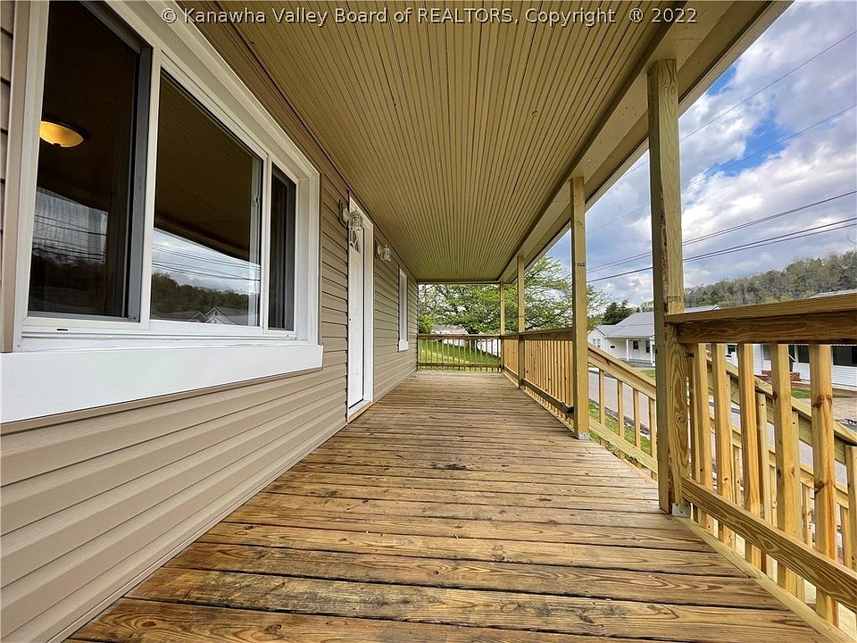 329 3rd Ave, Ripley, WV 25271 Zillow