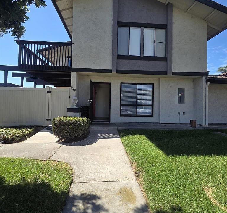 1st image of 300 Rancho Dr Unit B