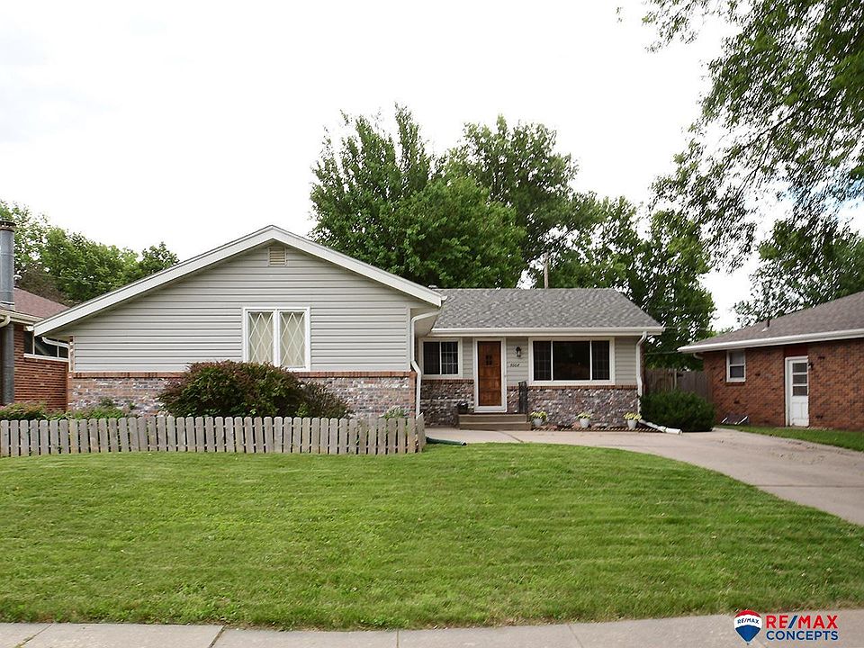 1st image of 5008 Cresthaven Dr