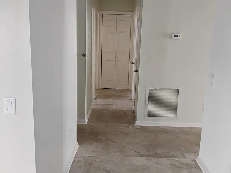 2500 1st Ave #B — Photo 4