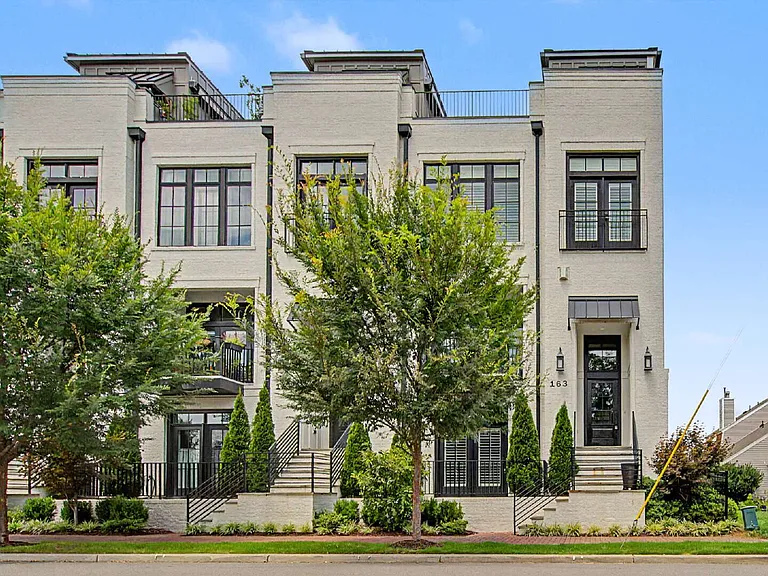 163 Park St — Photo 3