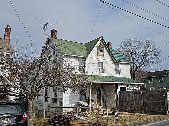 3rd image of 695 Elk Mills Rd