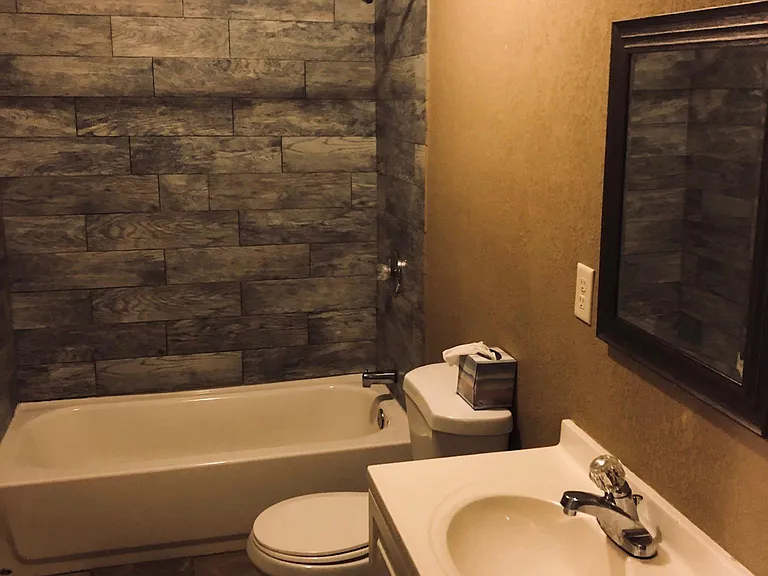 707 S Haugh Ave — Photo 13