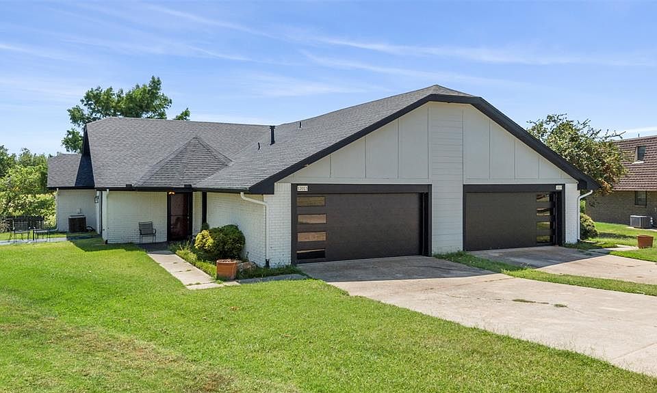 1st image of 12013 Ashford Dr #12015