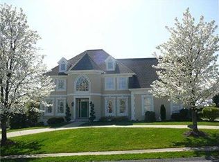 4110 Muirfield Cir, Collier Twp, PA 15142