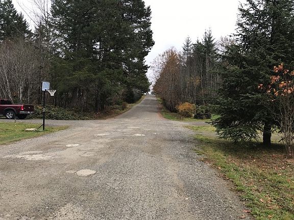 4th image of 20 E Spencer Glen Dr