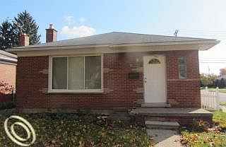 1st image of 2481 Ferris Ave