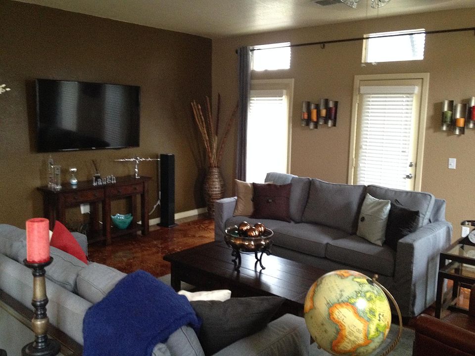 2nd image of 1900 Jake St Unit 101