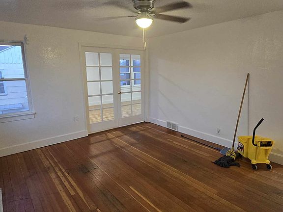 5th image of 1708 10th St #A