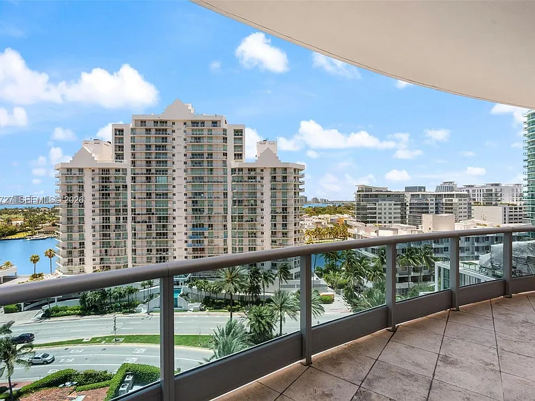 5959 Collins Ave #1101 — Photo 28