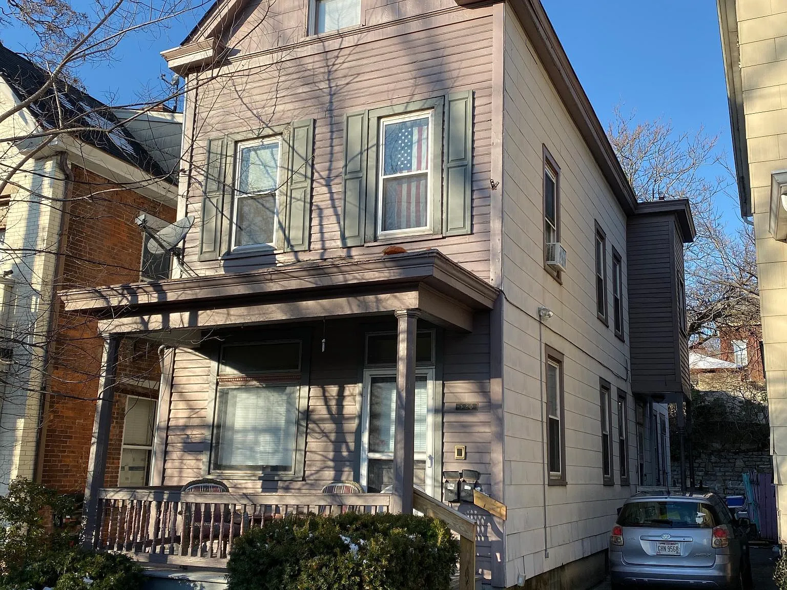 5 bed, 2121 sqft, $3,600 — Photo 1