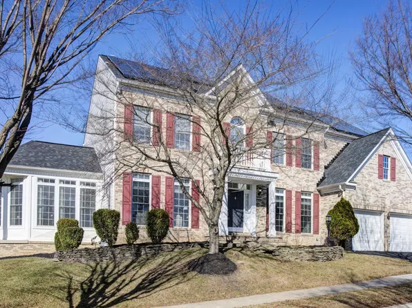 600 Pearl Point Ct, Millersville, MD 21108