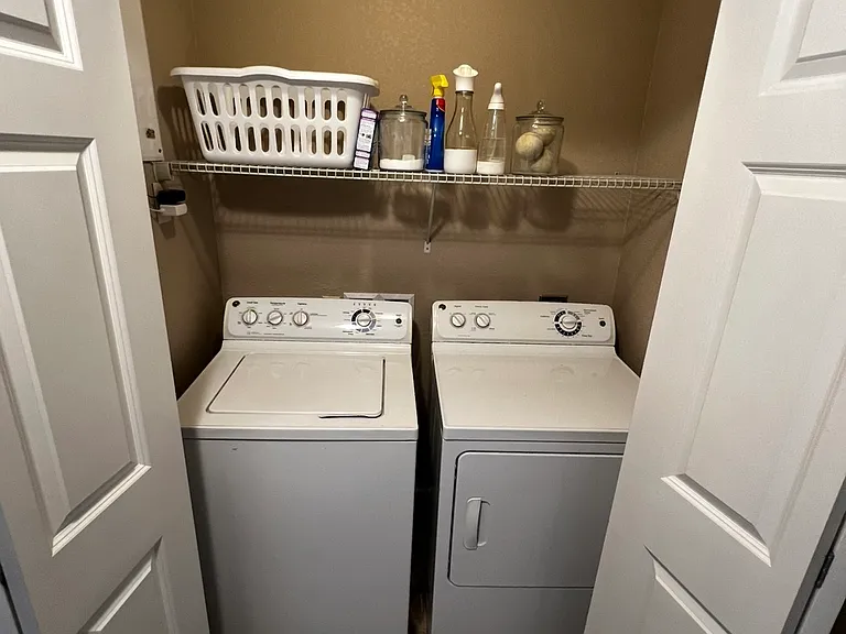 2618 Orchard Pl — Photo 8