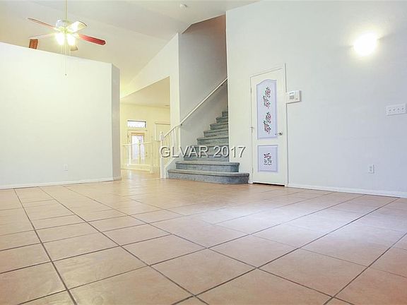 5th image of 7545 Splashing Rock Dr