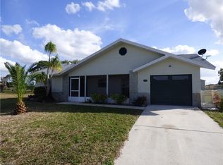 19398 Orchidtree Ct, Lehigh Acres, FL 33936
