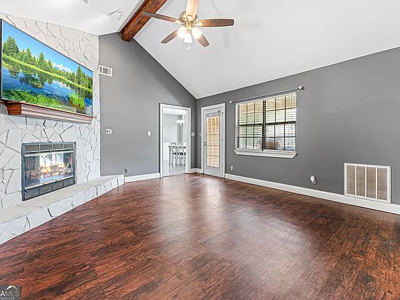 5th image of 218 Morning Dove Ln