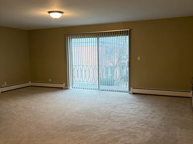 711 E Falcon Dr #201 — Photo 9