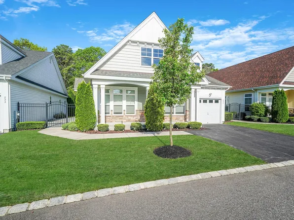 234 Augusta Drive #234, Medford, NY 11763