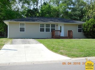 716 E 24th St, Sedalia, MO 65301