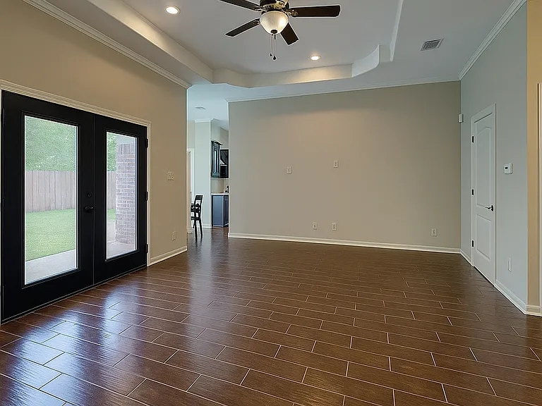 111 Reidda Dr — Photo 4