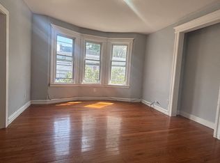 827 S 14th St #A, Newark, NJ 07108