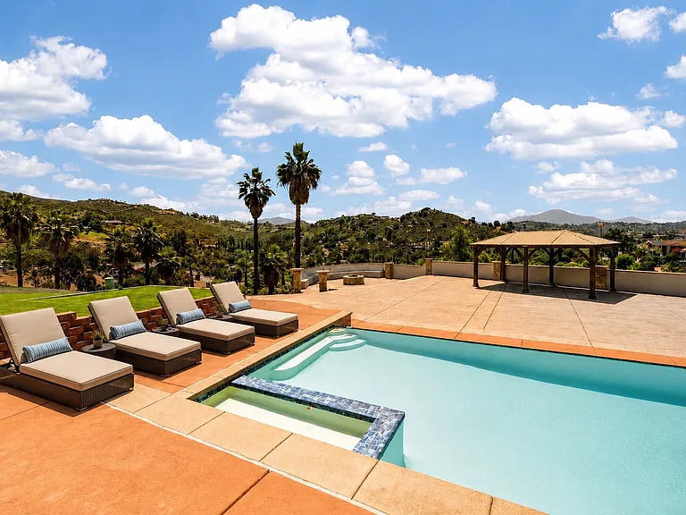 1710 Lotus Ln #A — Photo 19
