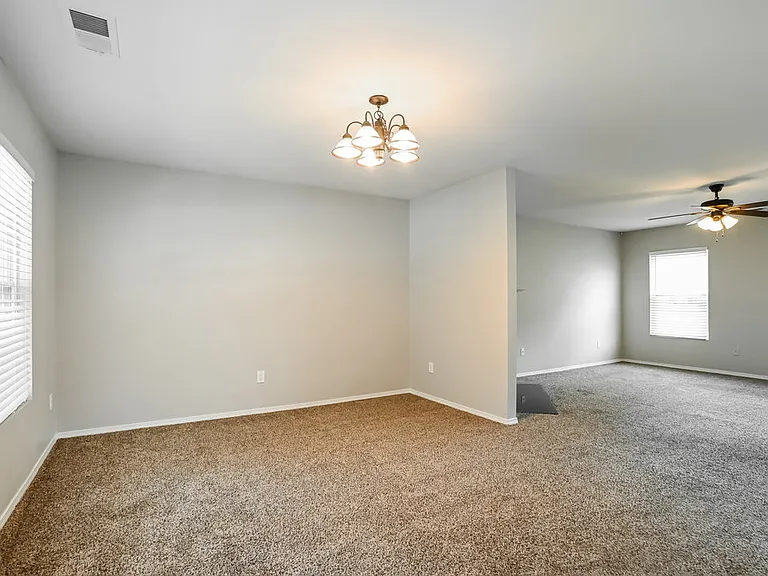 12034 Red Leaf Dr — Photo 5