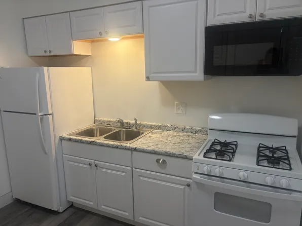 423 Spring Ave, Ellwood City, PA