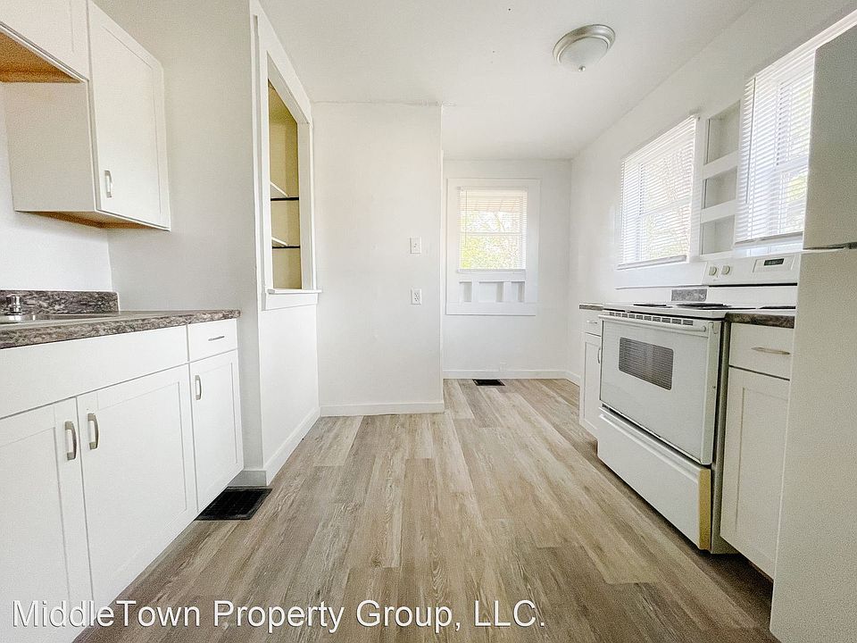 1st image of 1311 S May Ave