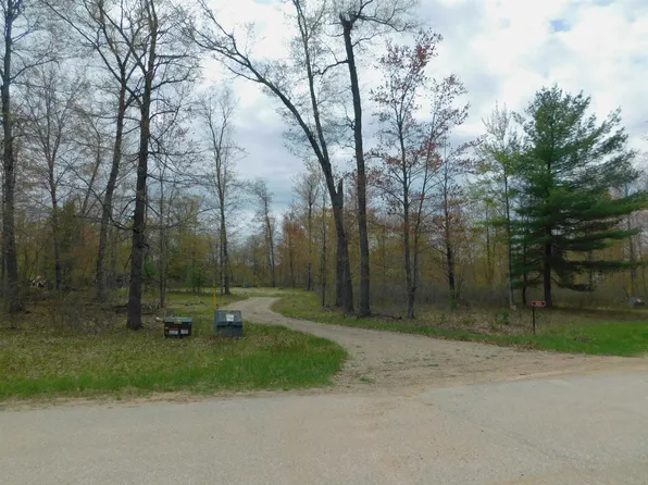 8839 Crimson Ln, Pound, WI 54161