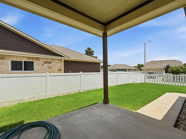 1804 Colorado Bend Dr — Photo 25