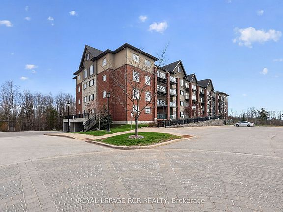 3rd image of 5 Greenwich St #105
