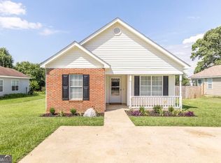 313 Strawbridge Ln, Bonaire, GA
