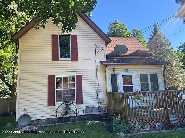 1st image of 521 Bayard St