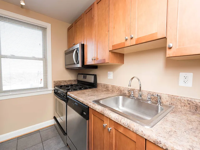 4405 1st Pl NE #23 — Photo 9