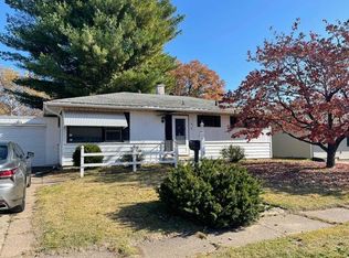 618 R Ln, Fort Madison, IA 52627