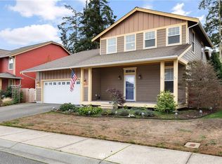 2935 SW Berwick Dr, Oak Harbor, WA 98277