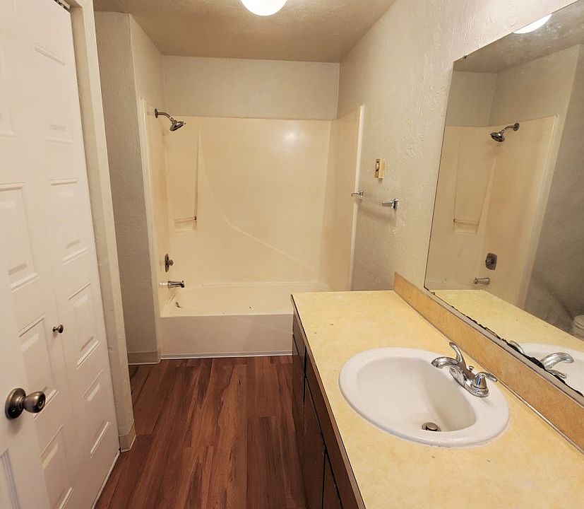 165kal Apartment Rentals Junction City, OR Zillow