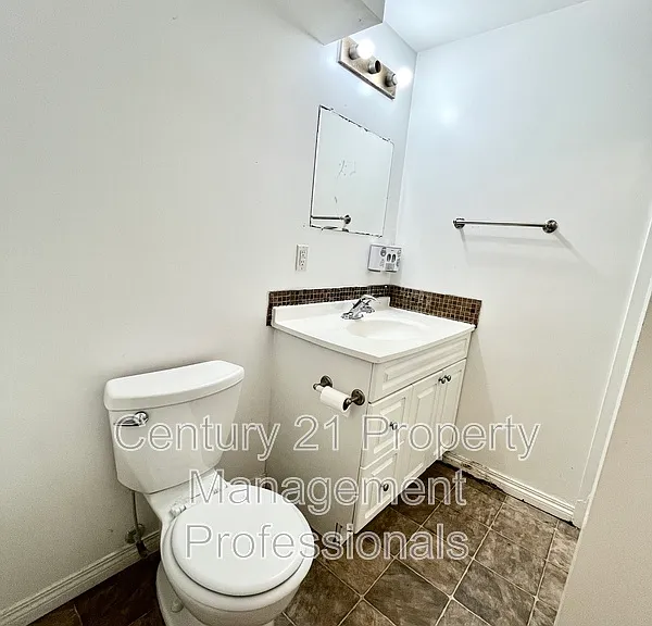 69th St NW #12915 — Photo 5