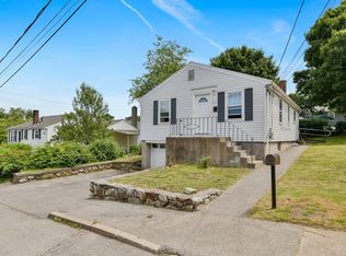 10 Mount Ida Ter, Waltham, MA 02451