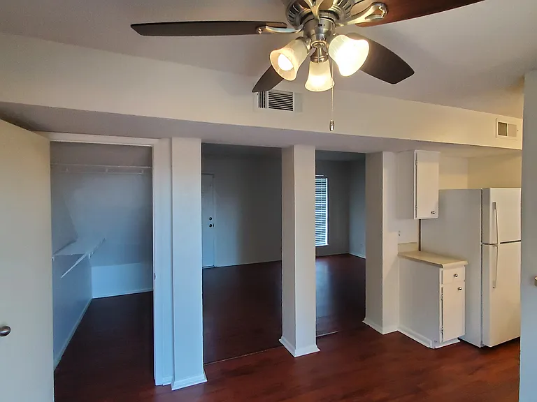 138 Meadow Dr — Photo 21