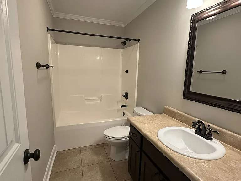202 White Oak Dr — Photo 12
