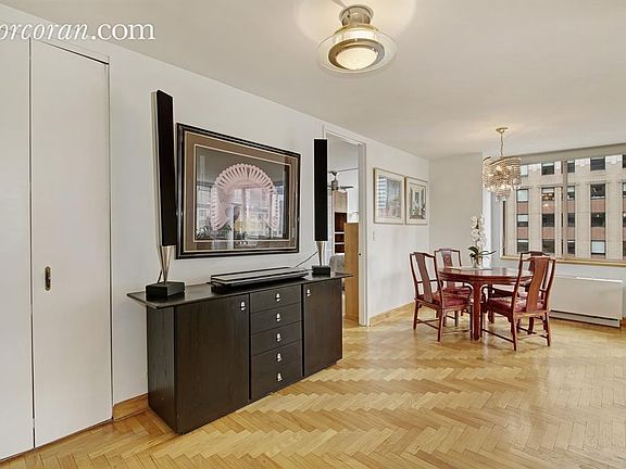 5th image of 350 W 50th St APT 16B