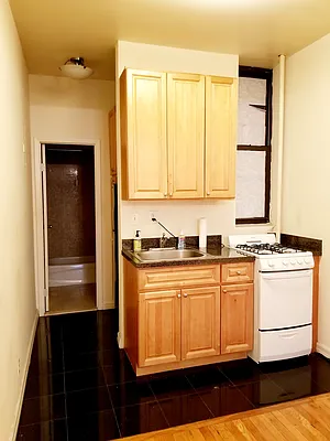 Rented by Domus Realty | media 3