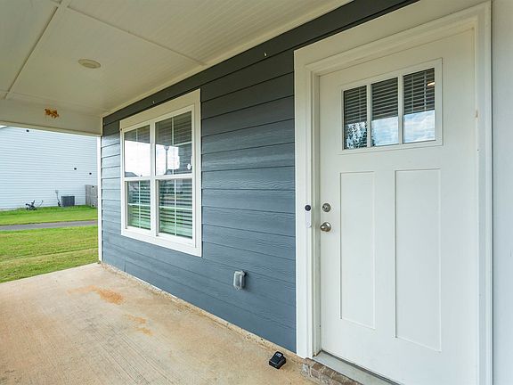 2nd image of 7224 Trestle Pl