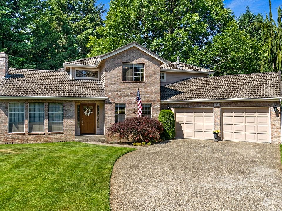 1st image of 2309 Buckingham Drive SE
