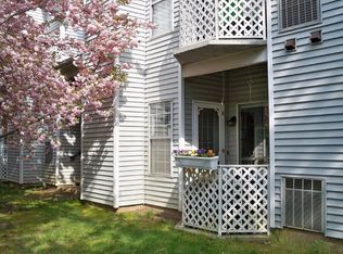 1203 Diamond Dr, Newtown, PA 18940