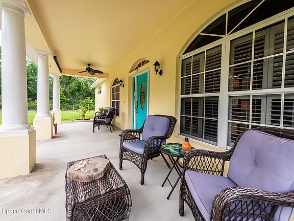 2nd image of 5361 Coleda Ln